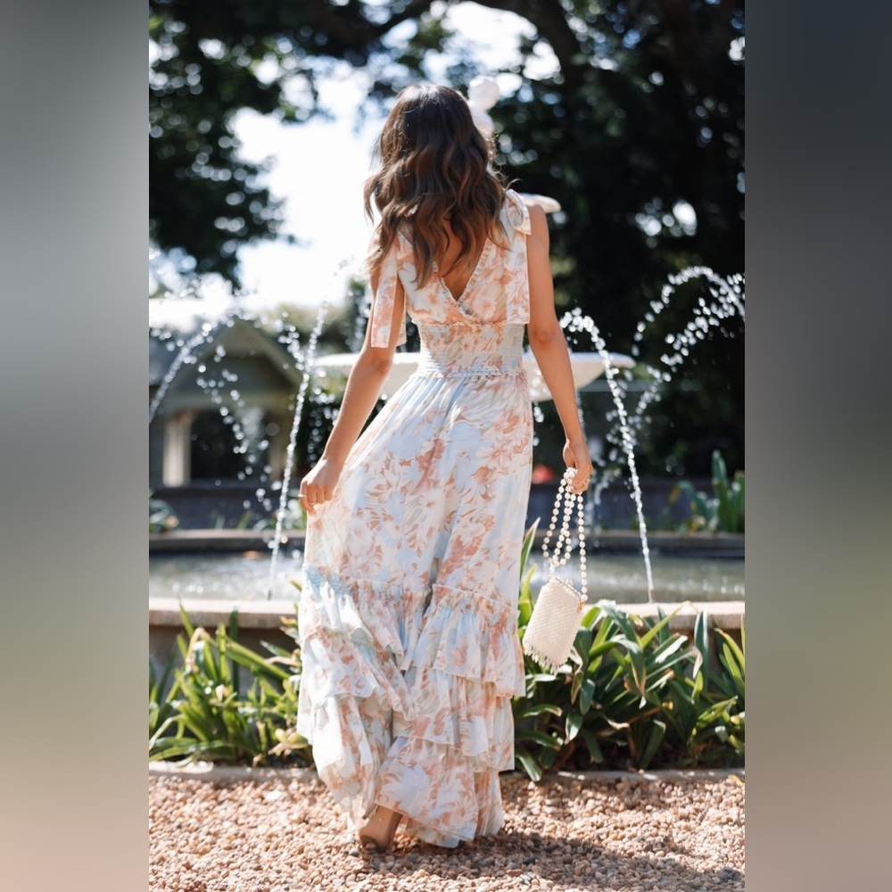 PETAL & PUP CHRISTABEL TIERED MAXI DRESS - BLUE FLORAL M B1830 - Picture 5 of 10